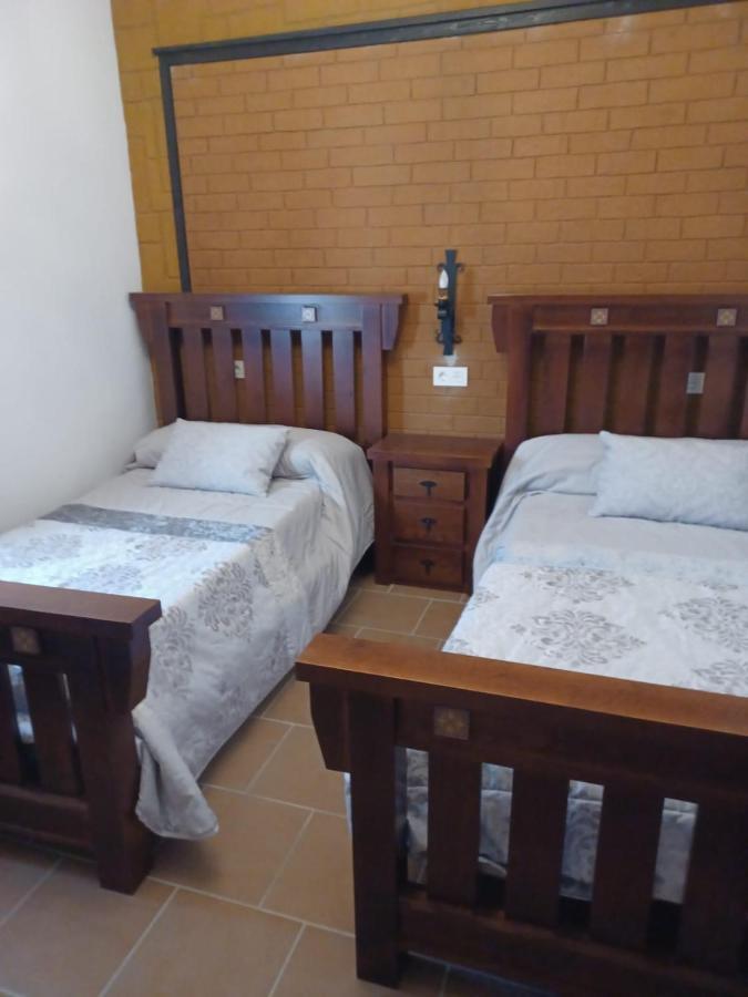 Villa Martinez Alquiler Rural Isabel Alcalá del Valle Екстериор снимка